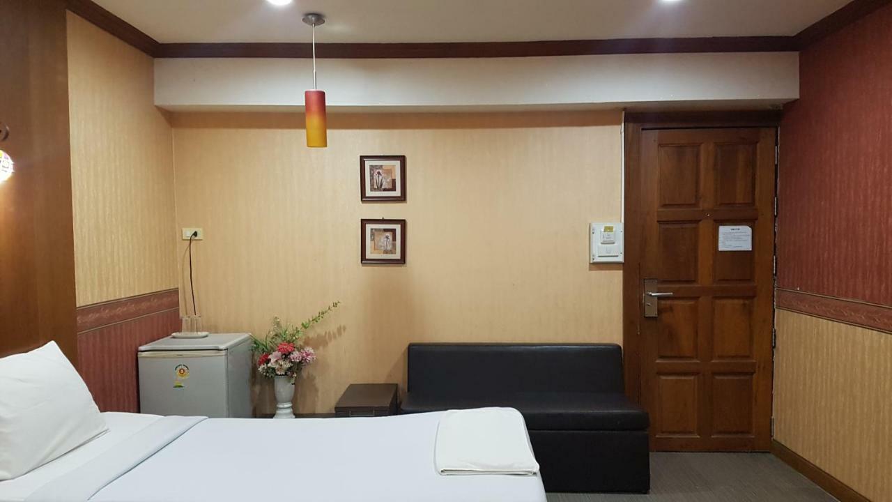 Khon Kaen Ruenrom Hotel מראה חיצוני תמונה