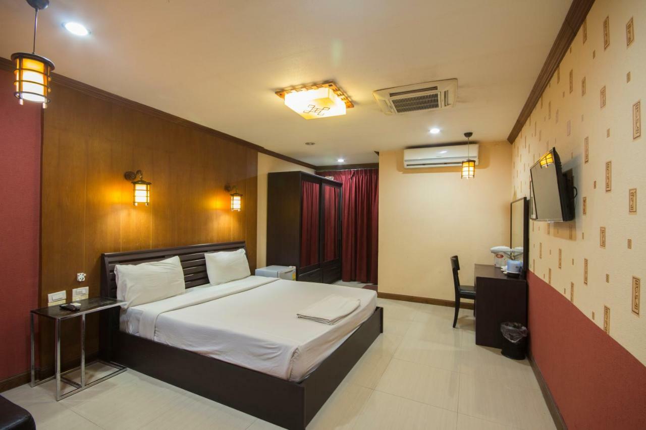 Khon Kaen Ruenrom Hotel מראה חיצוני תמונה